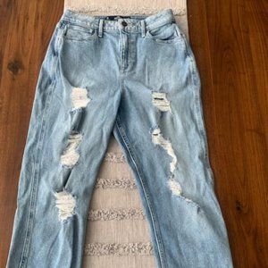 Holister Curvy Ultra-High Rise Mom Jean 9R W29 L27